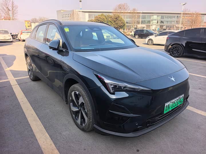 Фото 2 - BAIC Arcfox Alpha T5