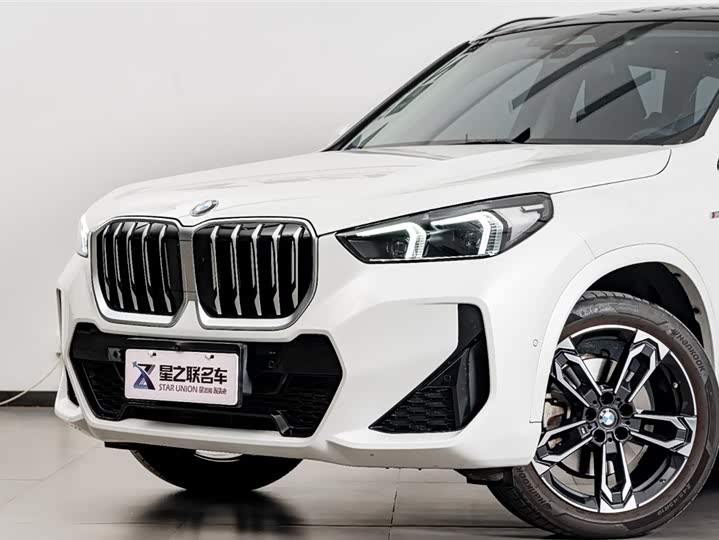 Фото 3 - BMW X1