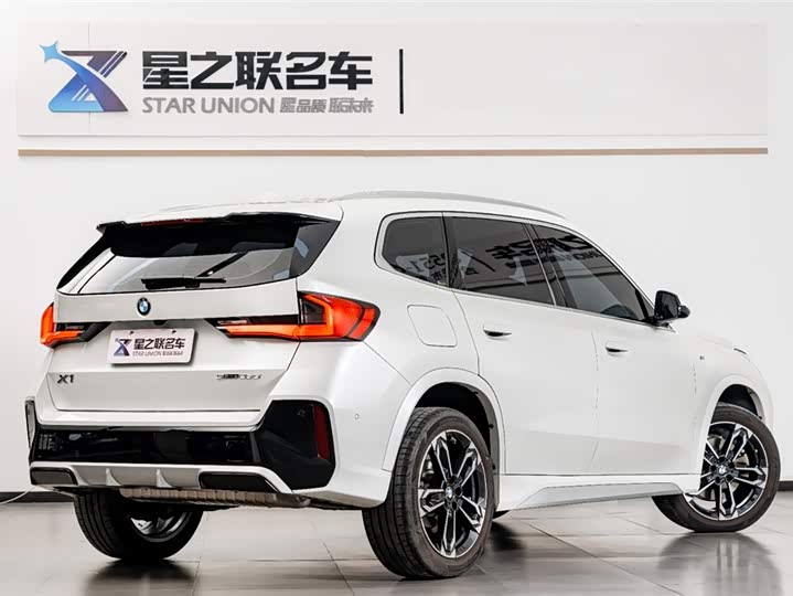 Фото 7 - BMW X1
