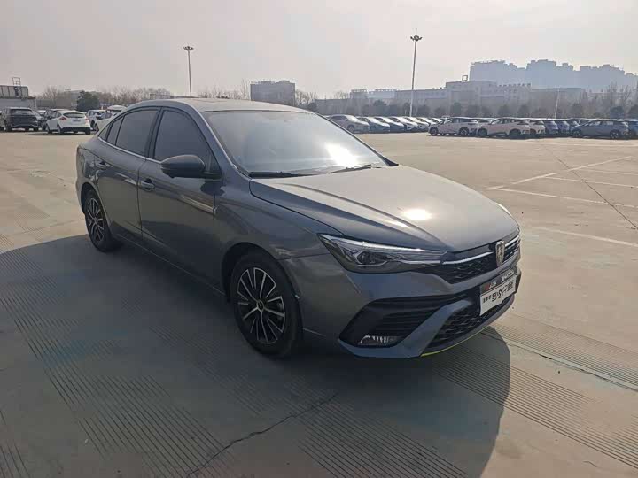 Фото 3 - Roewe i5