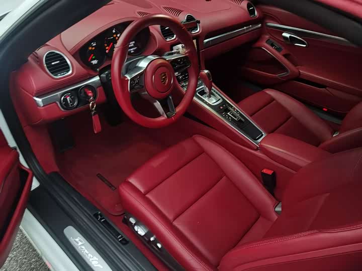 Фото 6 - Porsche 718