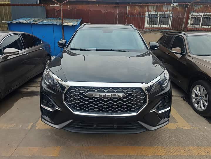 Фото 2 - Jetour X70