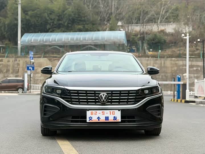 Фото 2 - Volkswagen Passat