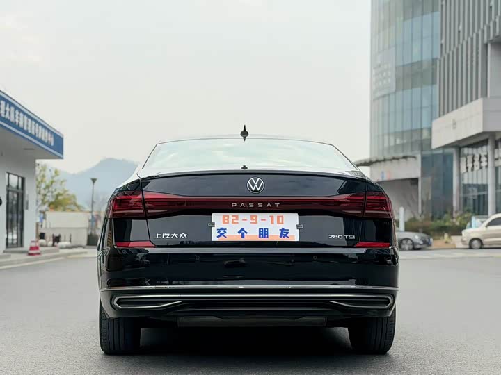 Фото 8 - Volkswagen Passat