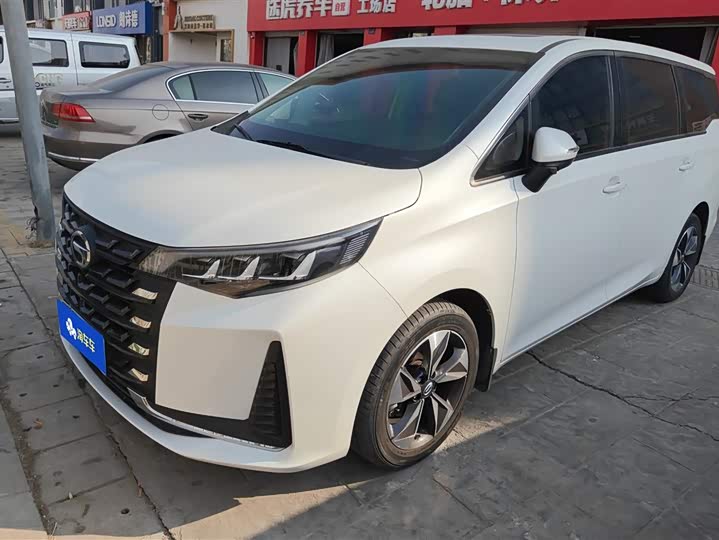 Фото 1 - GAC Trumpchi M6