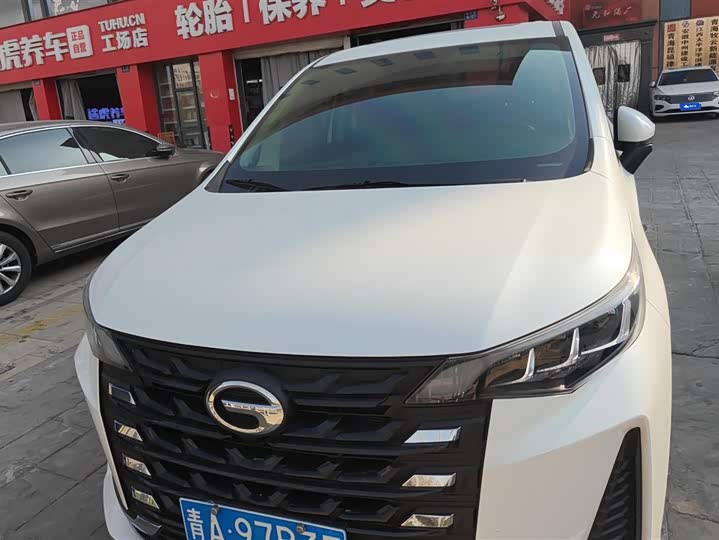 Фото 2 - GAC Trumpchi M6