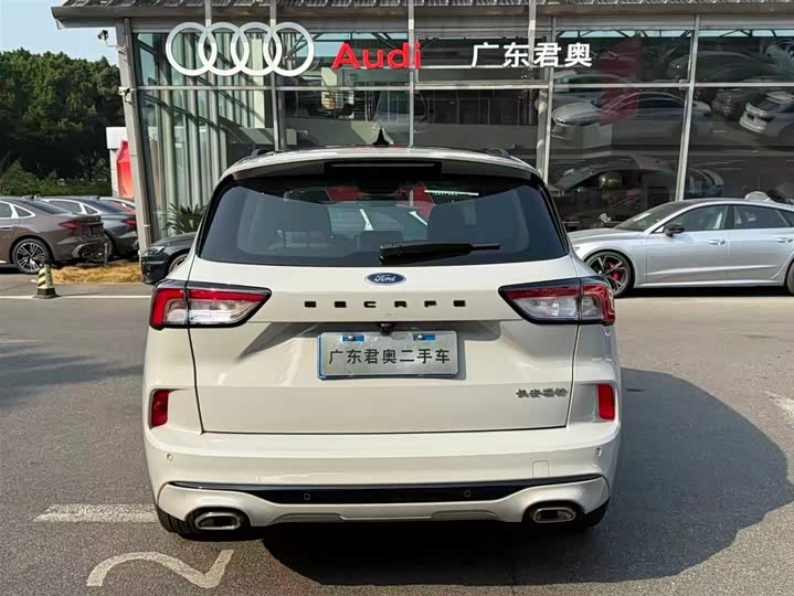 Фото 5 - Ford Escape