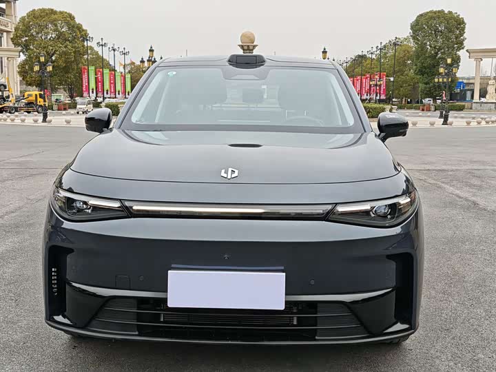 Фото 2 - Leapmotor C10