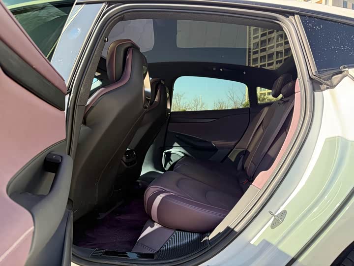 Фото 6 - Xiaomi SU7