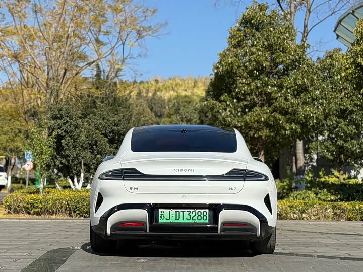 Фото 8 - Xiaomi SU7