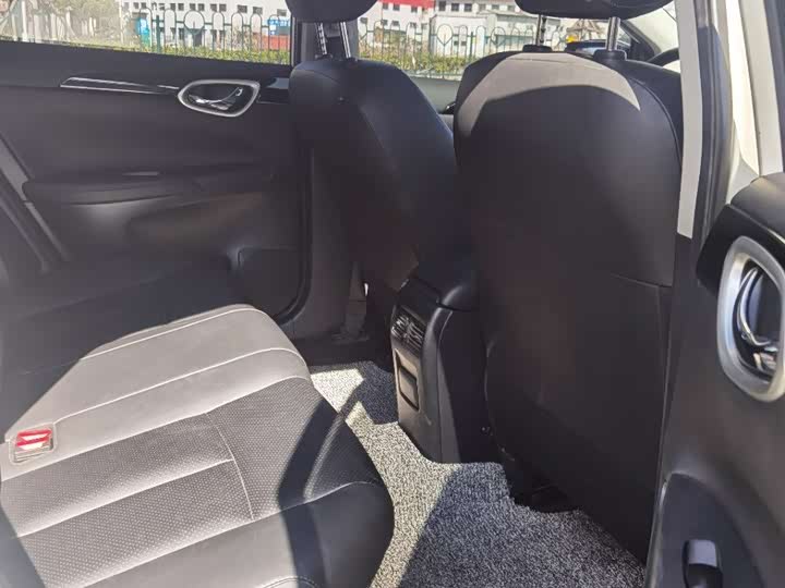 Photo 8 - Nissan Sylphy