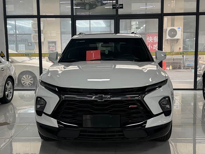 Фото 2 - Chevrolet Blazer