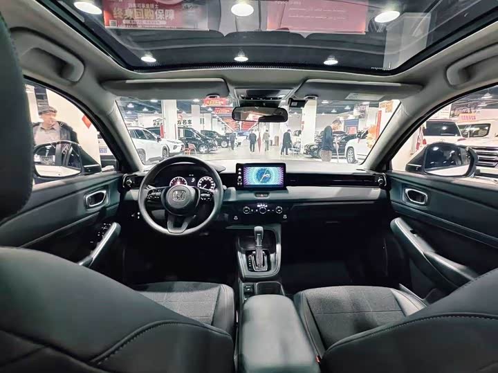 Фото 5 - Honda Vezel