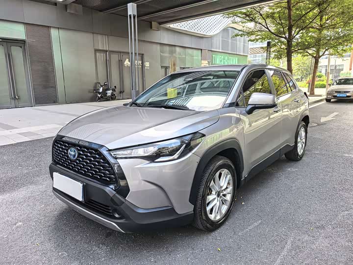 Фото 1 - Toyota Corolla Cross