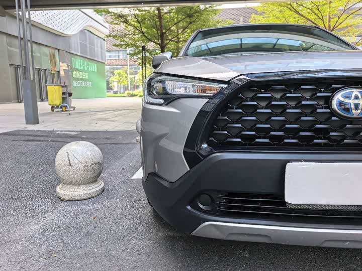 Фото 3 - Toyota Corolla Cross