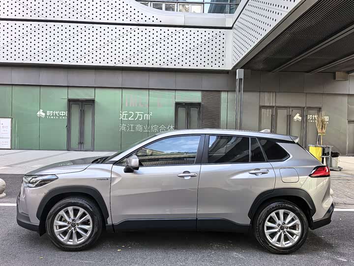 Фото 4 - Toyota Corolla Cross