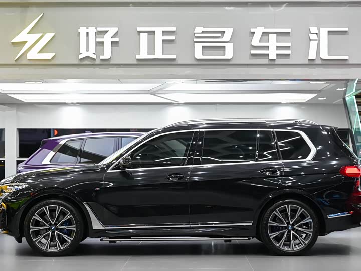 Фото 5 - BMW X7