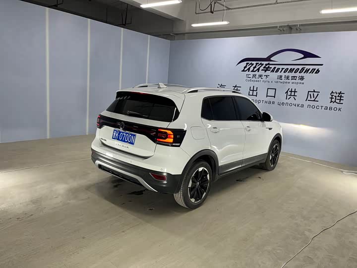 Фото 6 - Volkswagen Tacqua