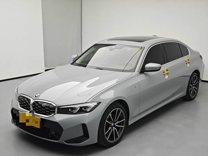 Photo 2 - BMW 3 Series