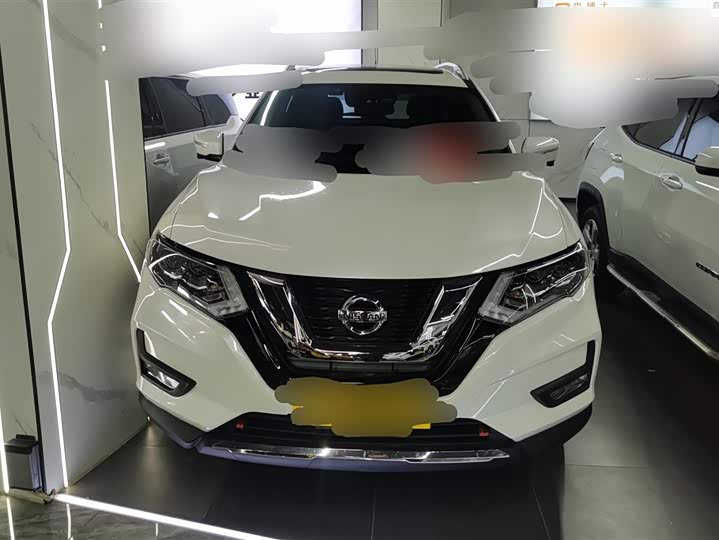 Фото 2 - Nissan X-Trail