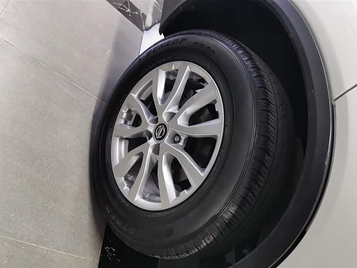 Фото 6 - Nissan X-Trail