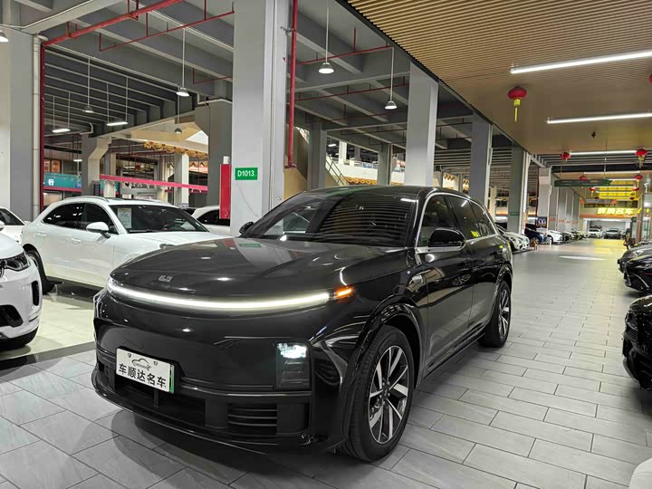 Фото 1 - LiXiang L7