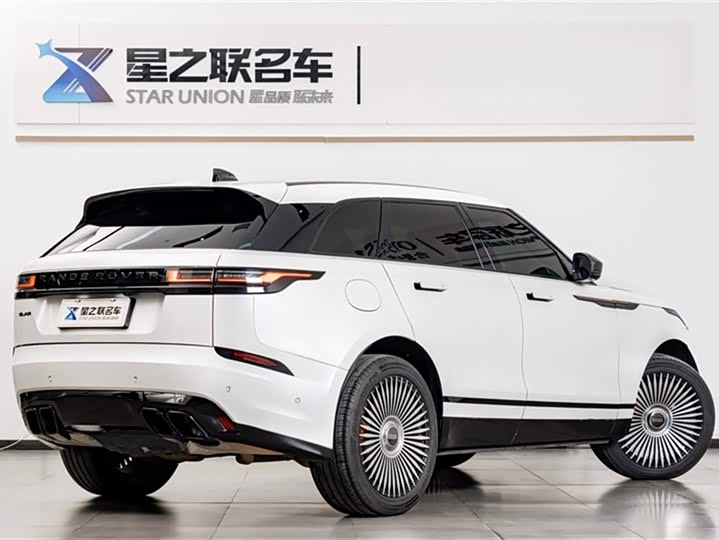 Фото 7 - Land Rover Range Rover Velar