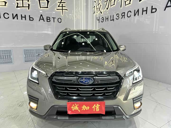 Фото 4 - Subaru Forester