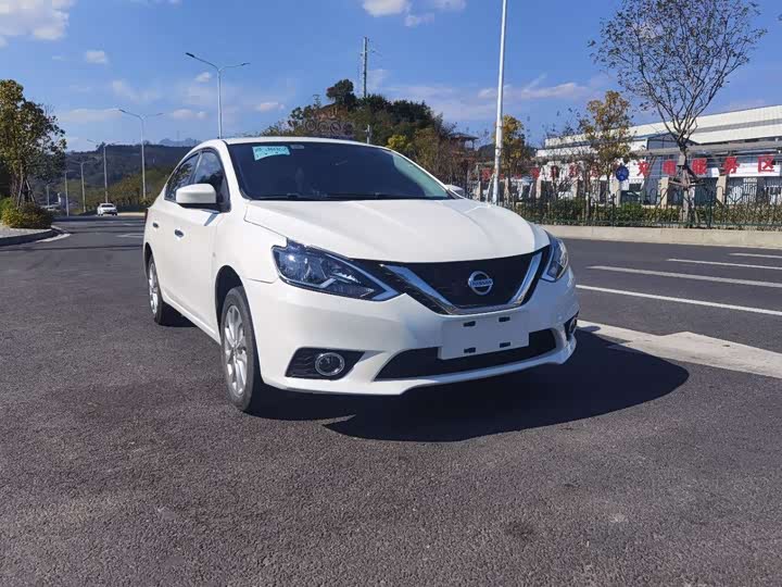 Фото 3 - Nissan Sylphy