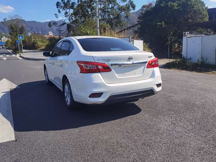 Фото 6 - Nissan Sylphy