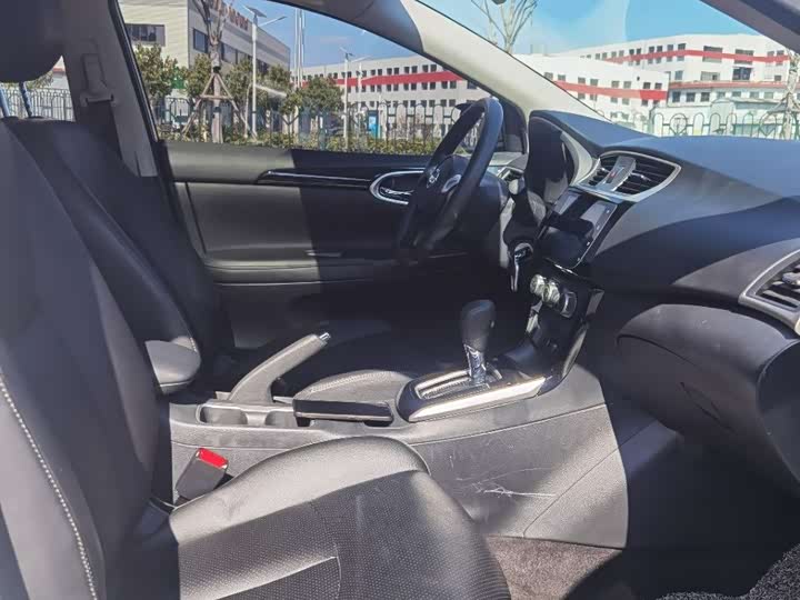 Фото 7 - Nissan Sylphy