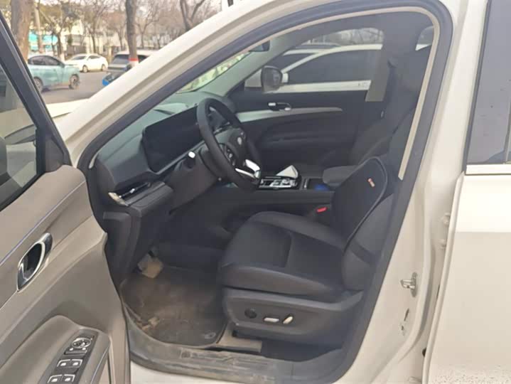 Фото 9 - Ford Equator Sport