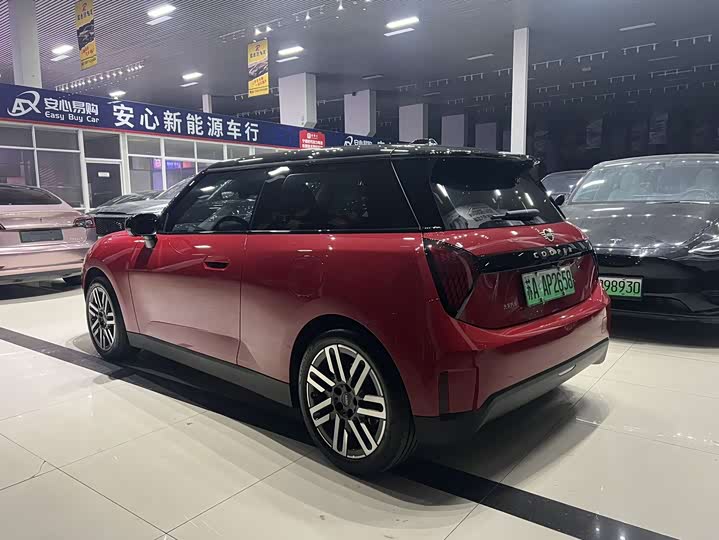 Фото 5 - Mini Cooper