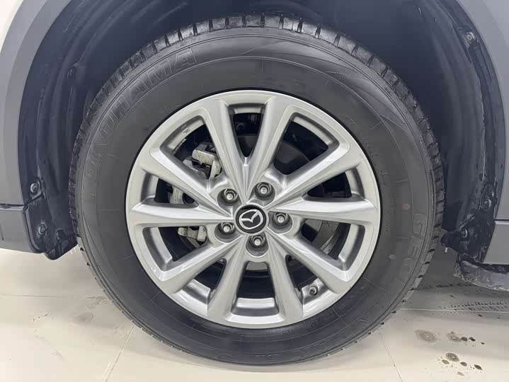 Photo 8 - Mazda CX-5