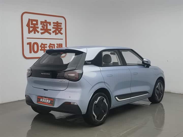 Фото 2 - Dongfeng Nammi 01