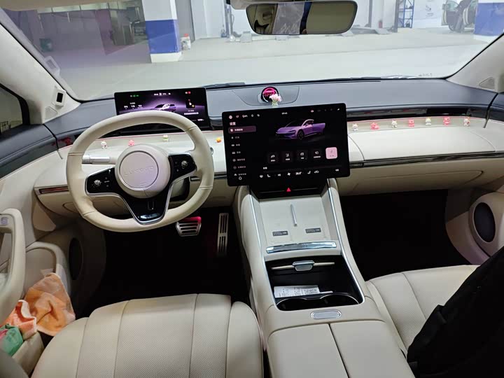 Фото 7 - Luxeed S7