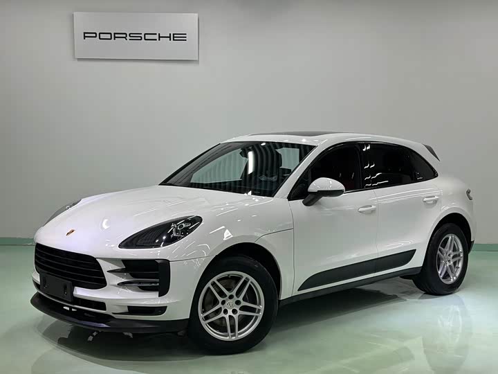 Фото 1 - Porsche Macan