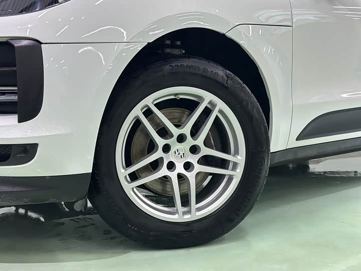 Фото 2 - Porsche Macan