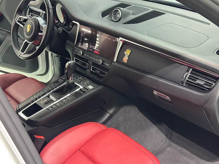 Фото 7 - Porsche Macan