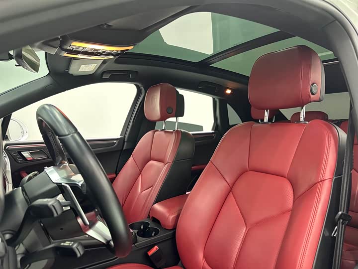 Фото 9 - Porsche Macan