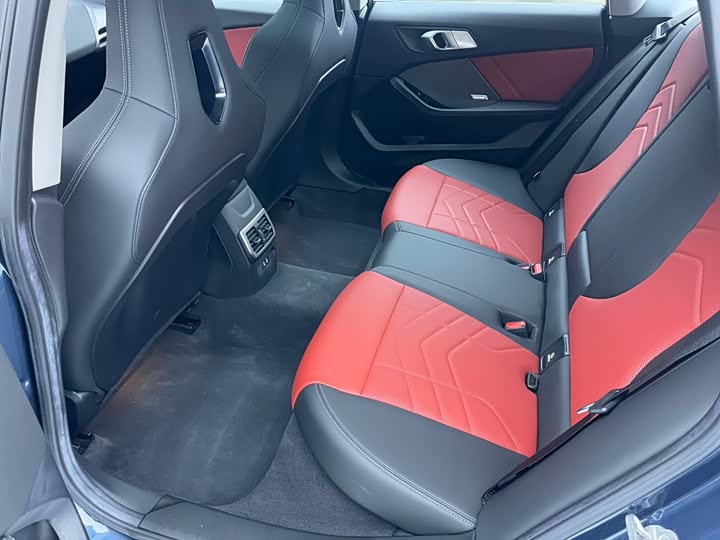 Фото 9 - BMW 2 Series