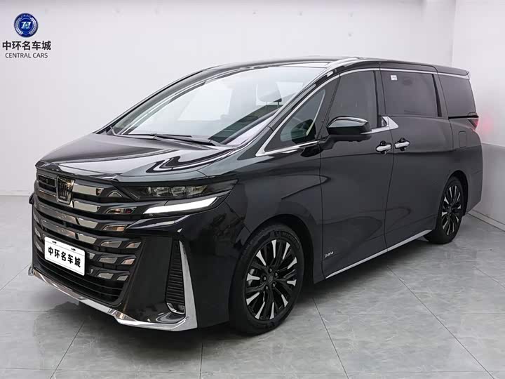 Фото 1 - Toyota Vellfire