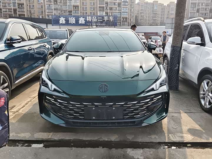 Фото 2 - MG Motor 7