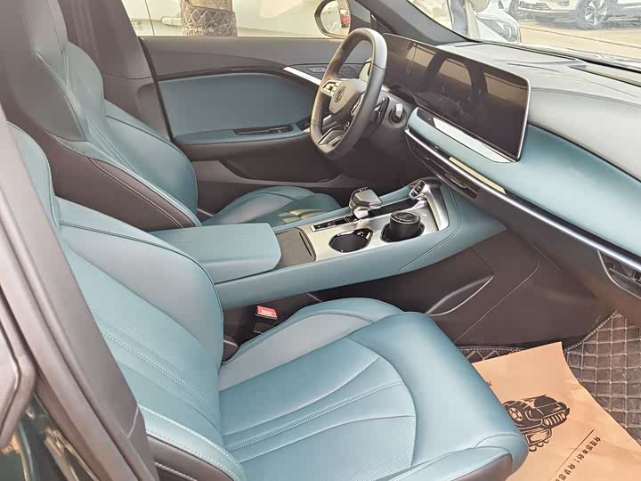 Фото 9 - MG Motor 7