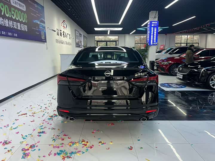 Фото 8 - Nissan Teana