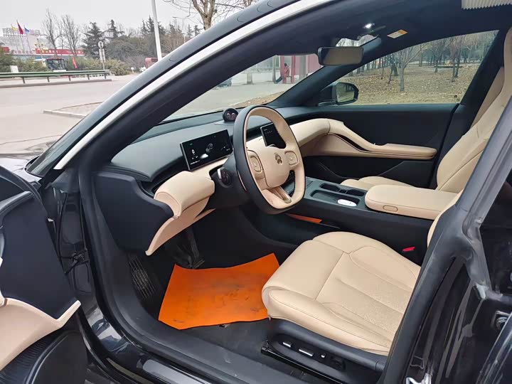 Фото 4 - Nio ET5T