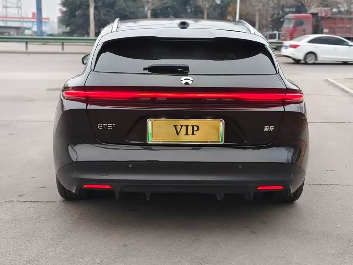 Фото 9 - Nio ET5T