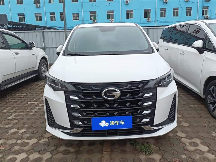 Фото 2 - GAC Trumpchi M6