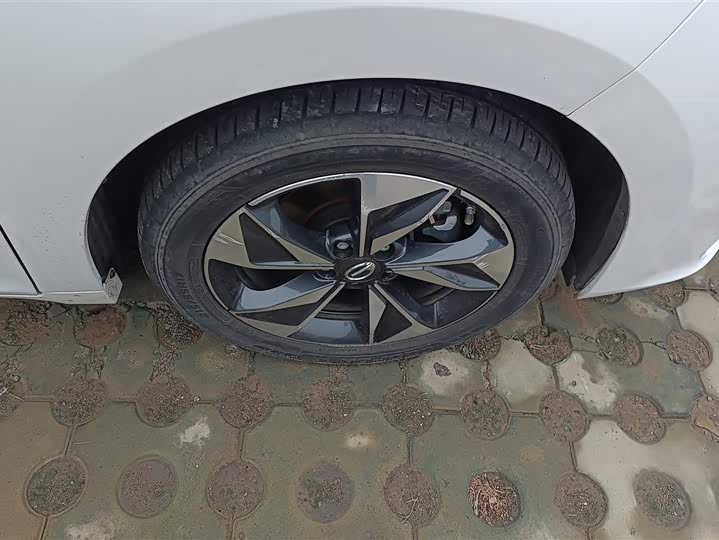 Фото 6 - GAC Trumpchi M6