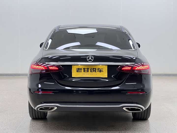 Photo 6 - Mercedes-Benz E-Class